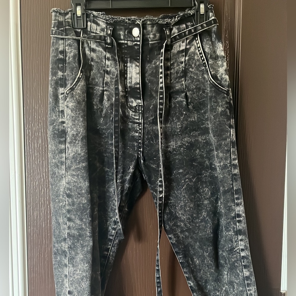 Black washed out pants with tie up belt! Lightly used and stretchy!